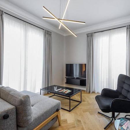 King Apartment Thessaloniki By Luxlikehome Thessaloníki Ngoại thất bức ảnh