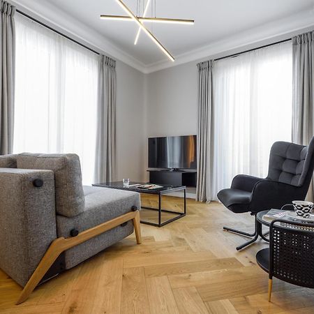 King Apartment Thessaloniki By Luxlikehome Thessaloníki Ngoại thất bức ảnh
