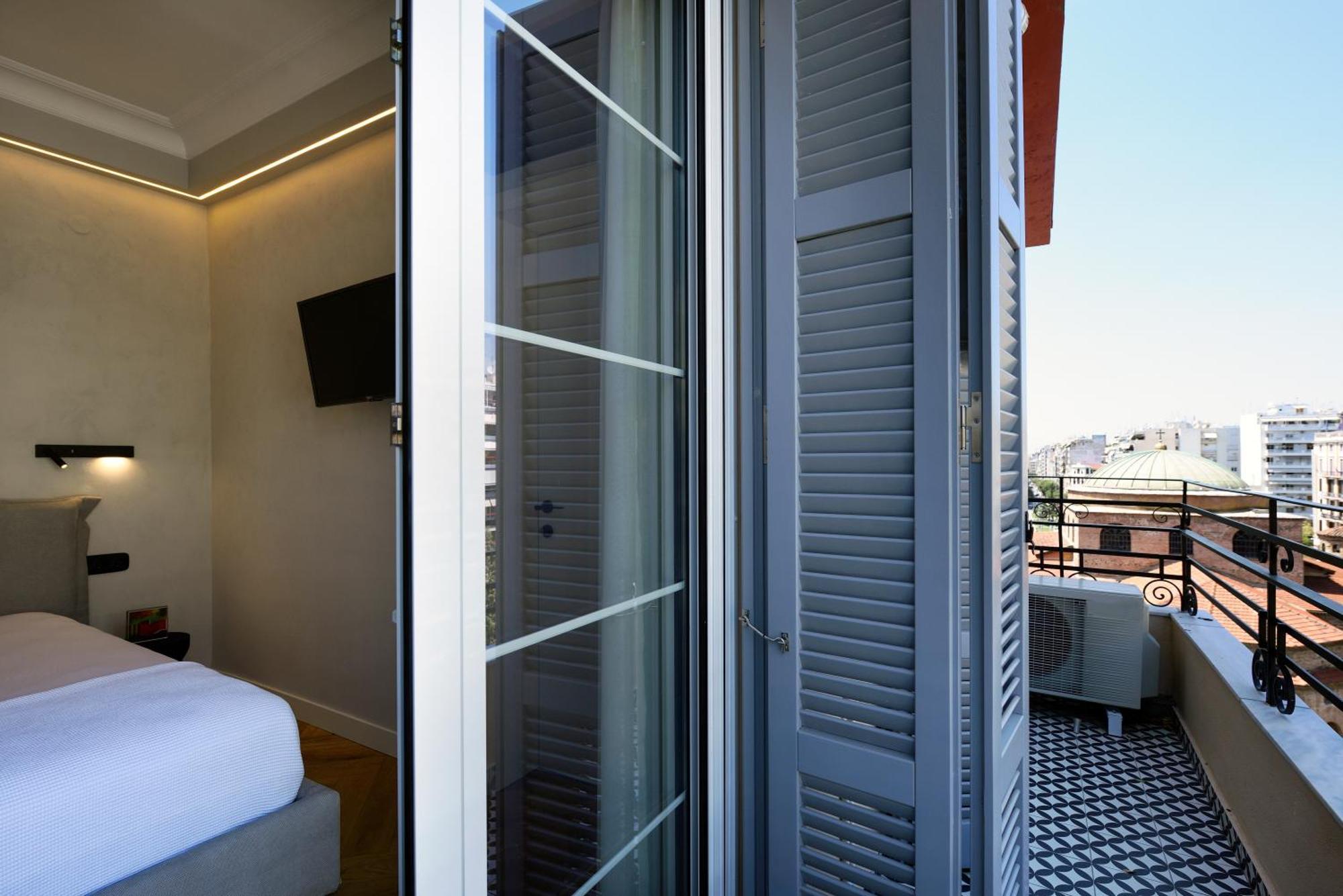 King Apartment Thessaloniki By Luxlikehome Thessaloníki Ngoại thất bức ảnh