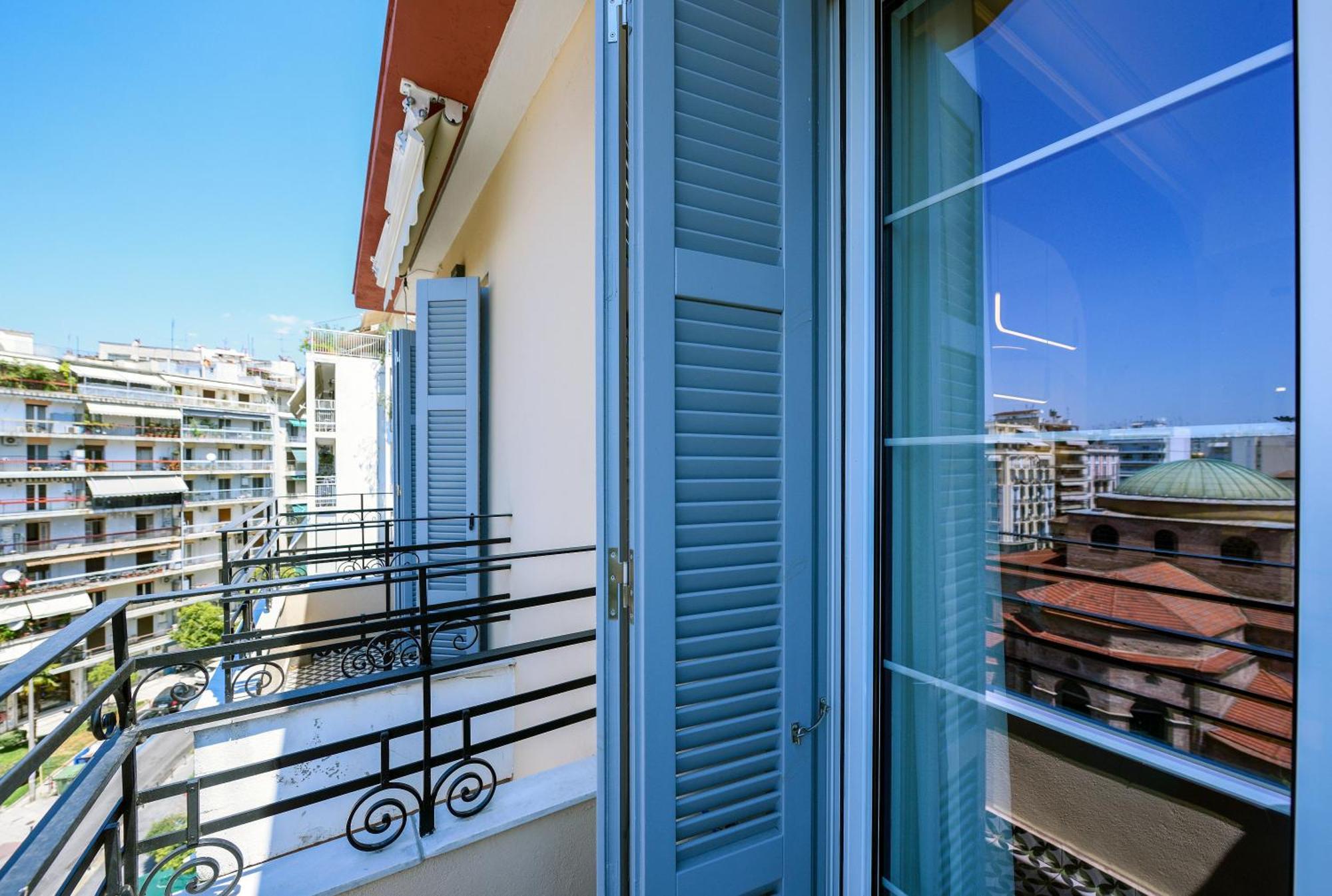 King Apartment Thessaloniki By Luxlikehome Thessaloníki Ngoại thất bức ảnh