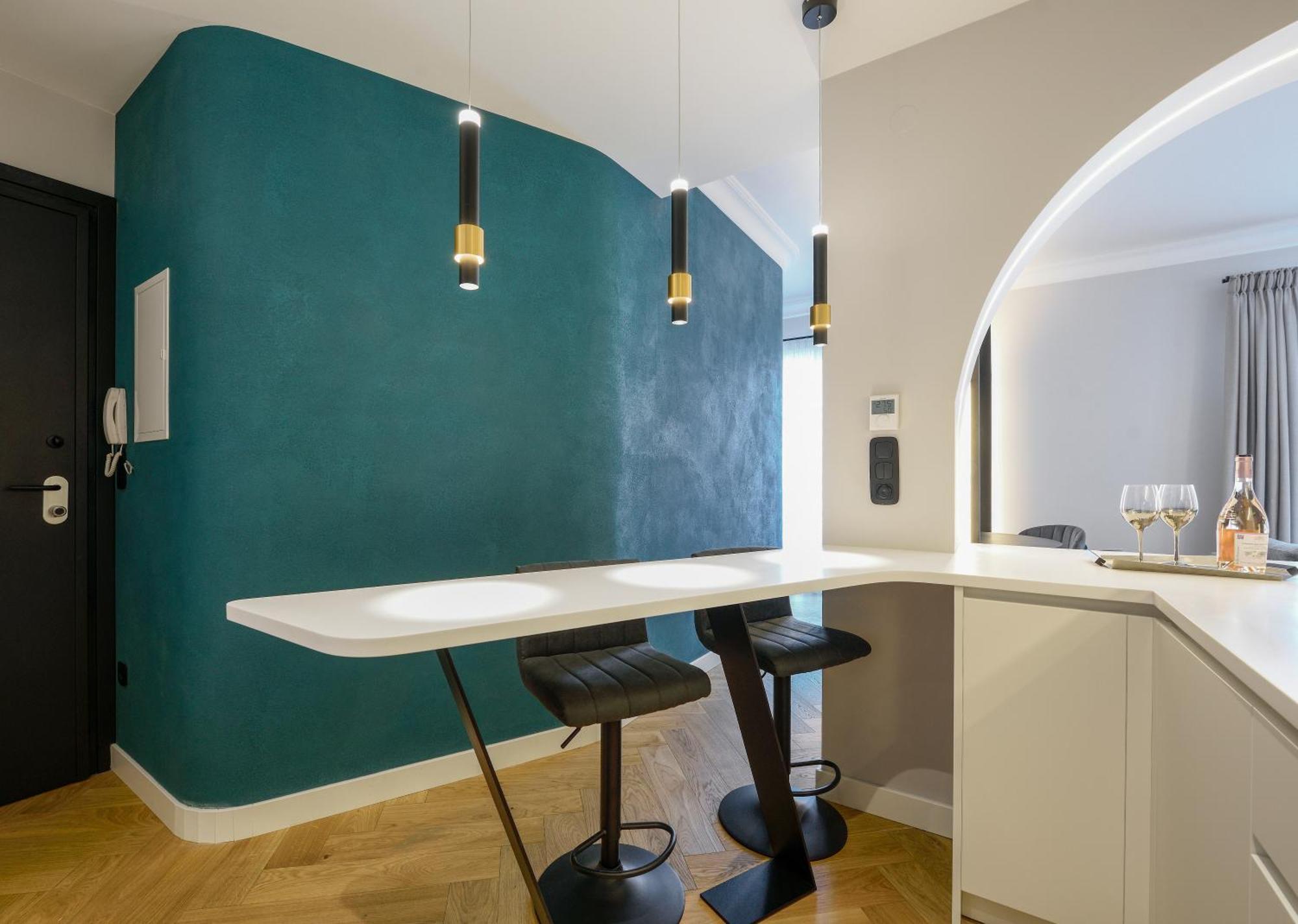 King Apartment Thessaloniki By Luxlikehome Thessaloníki Ngoại thất bức ảnh