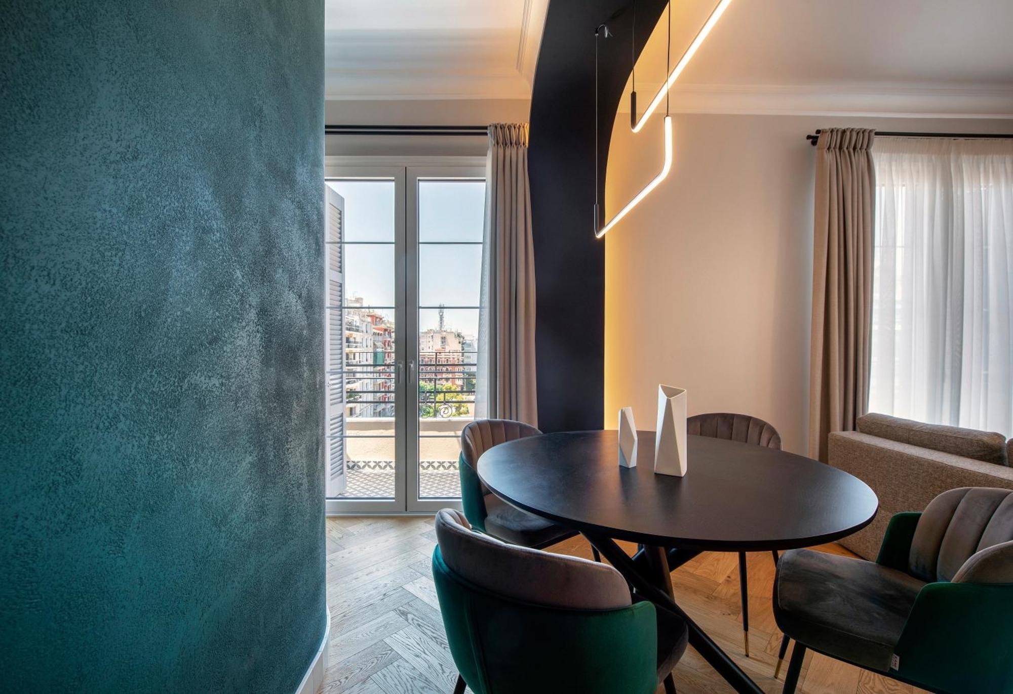 King Apartment Thessaloniki By Luxlikehome Thessaloníki Ngoại thất bức ảnh