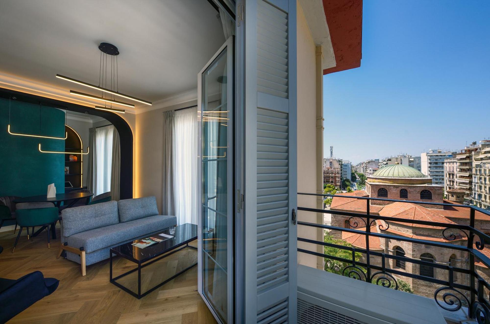 King Apartment Thessaloniki By Luxlikehome Thessaloníki Ngoại thất bức ảnh