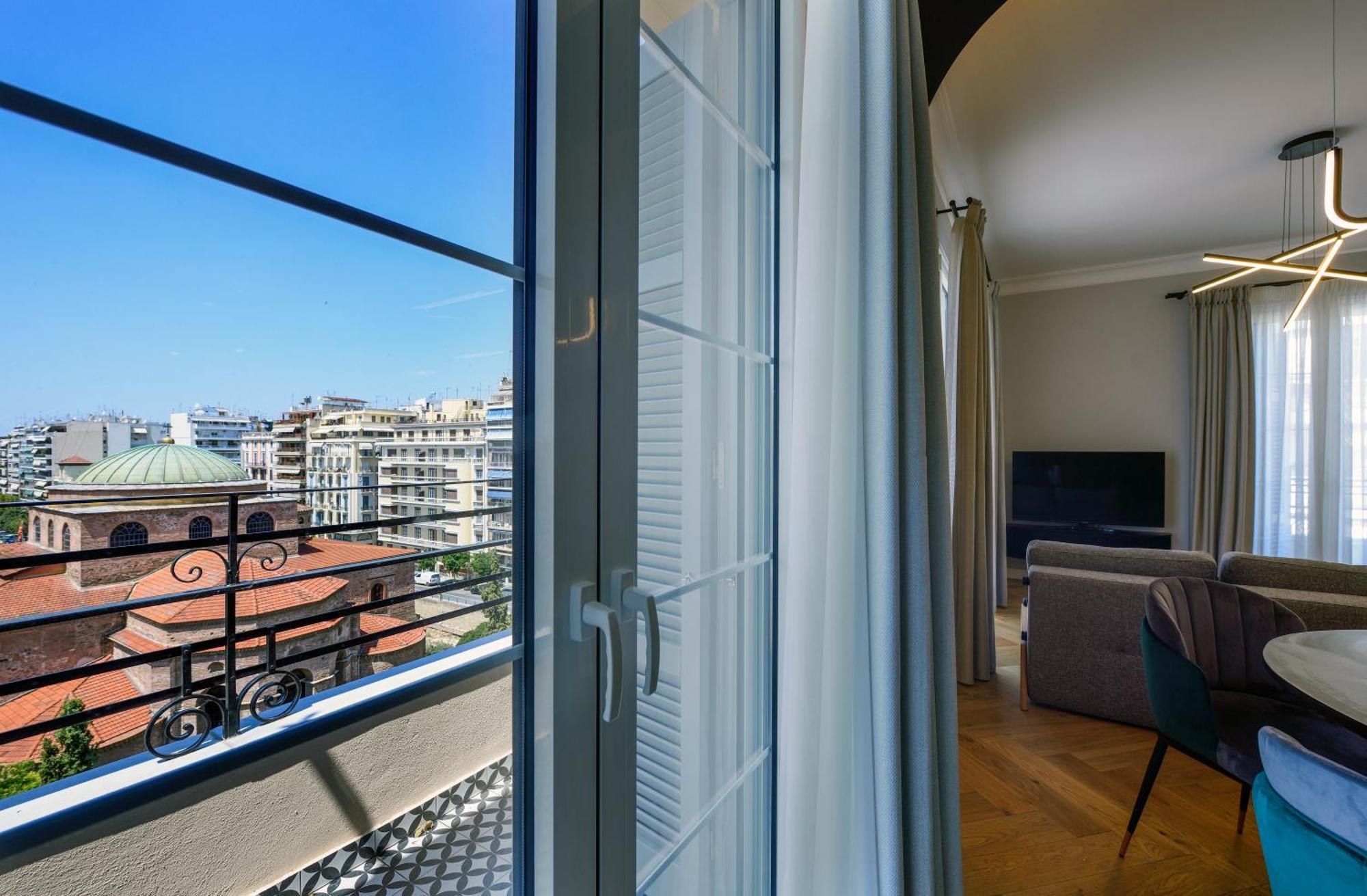 King Apartment Thessaloniki By Luxlikehome Thessaloníki Ngoại thất bức ảnh