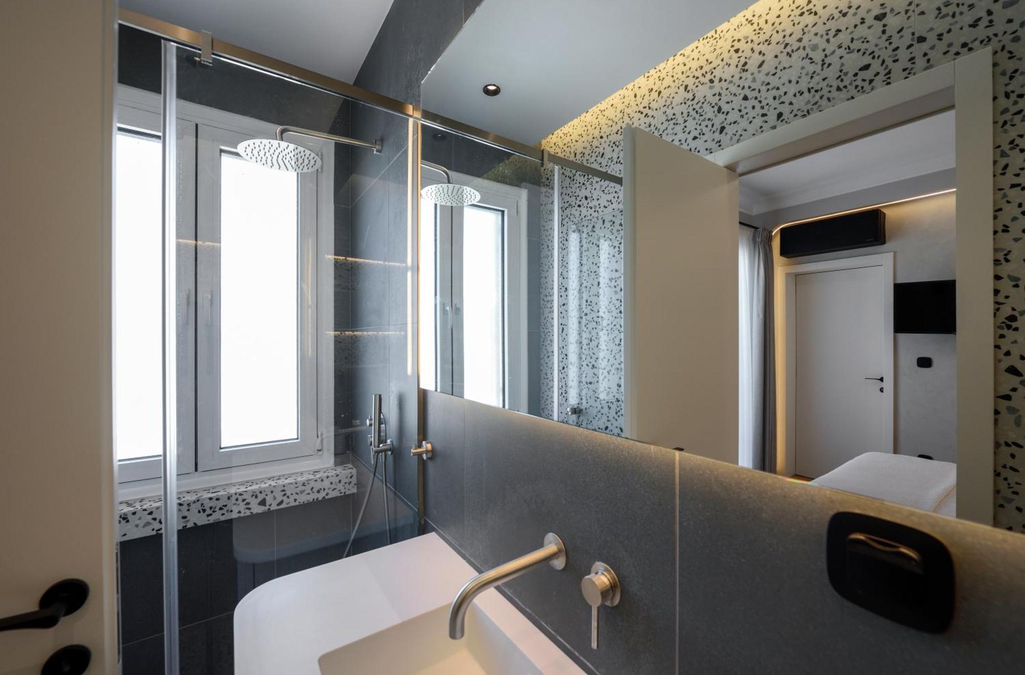 King Apartment Thessaloniki By Luxlikehome Thessaloníki Ngoại thất bức ảnh